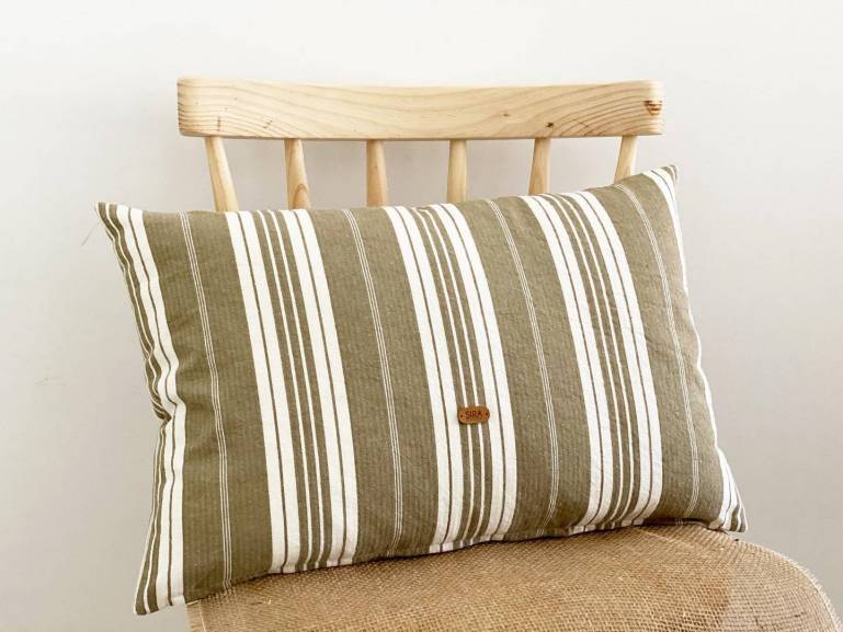 Cojín rayas verde 4060 II