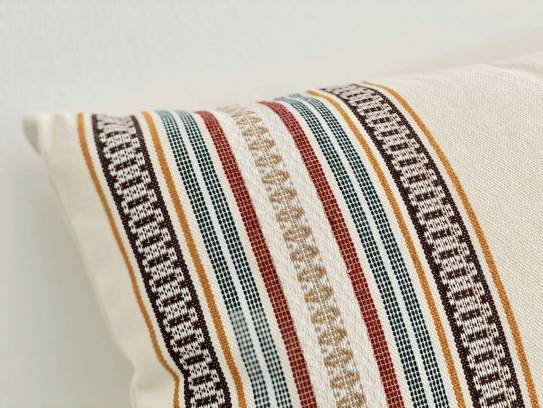 Cojín raya marrón 4060