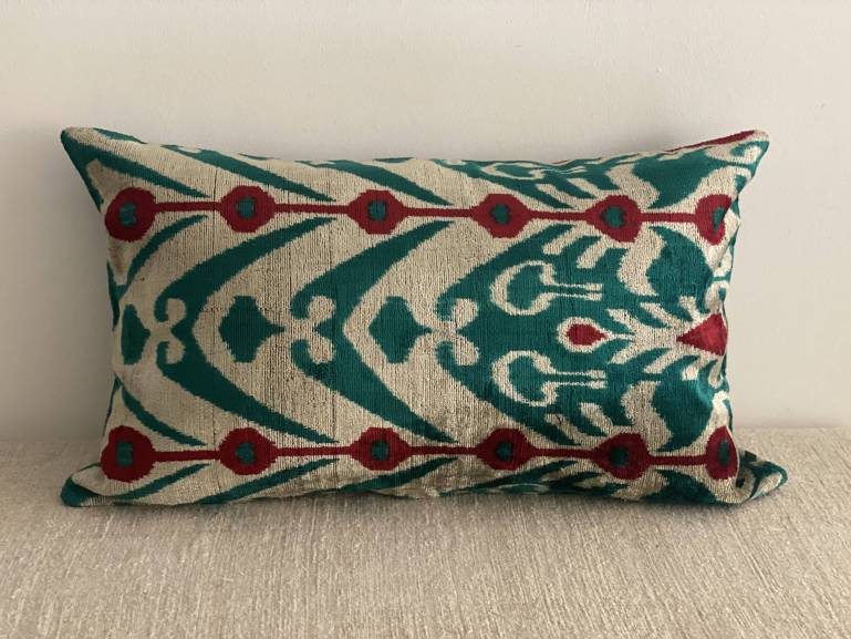 Cojín velvet + ikat 35x60