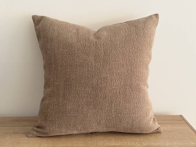 Cojín marrón 4545
